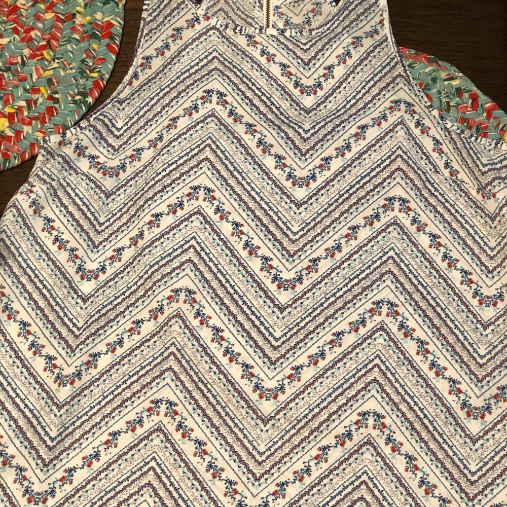 Summer Tank - Picture 4 of 4